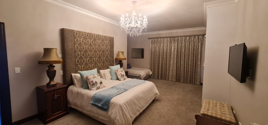 3 Bedroom Property for Sale in Glentana Western Cape